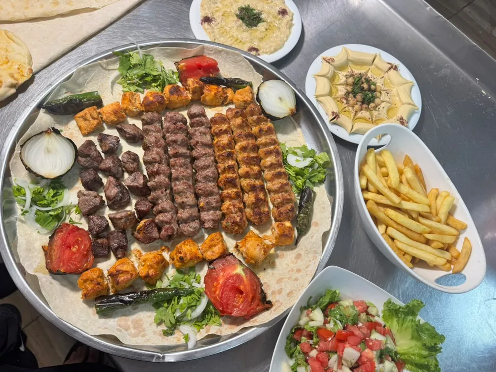 مشكّل 12 سيخ