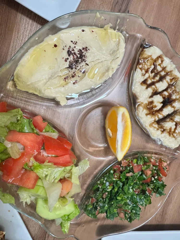 مشكّل سلطات